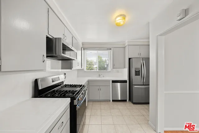 $846,000 | 2922 Eckleson Street, Lakewood, CA 90712