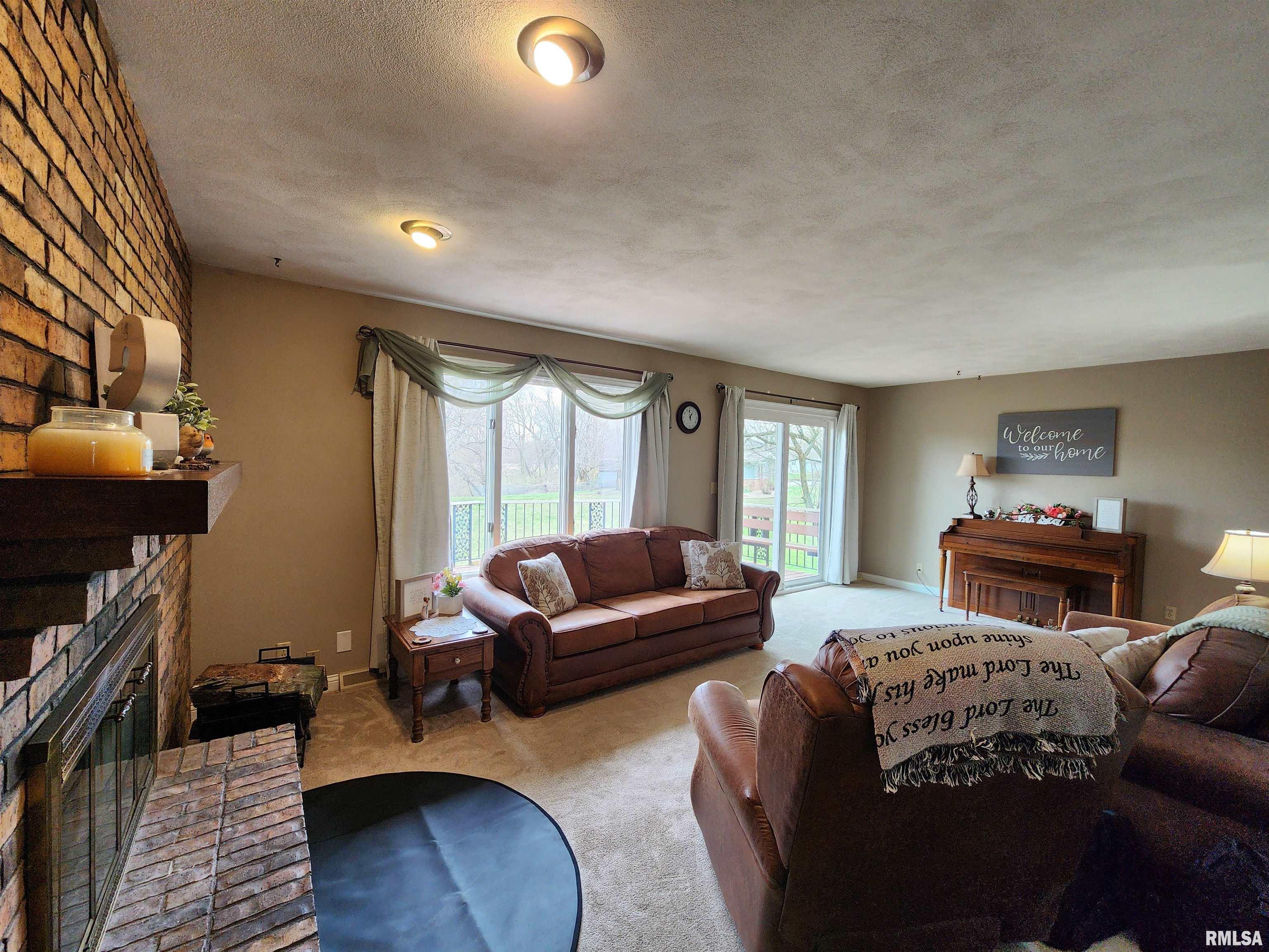 11127 Ridgewood Road Milan, IL 61264 - Photo 5 of 28 Gallery Image 5