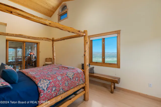 $1,425,000 | 28 Table Top Drive, Dubois, WY 82513