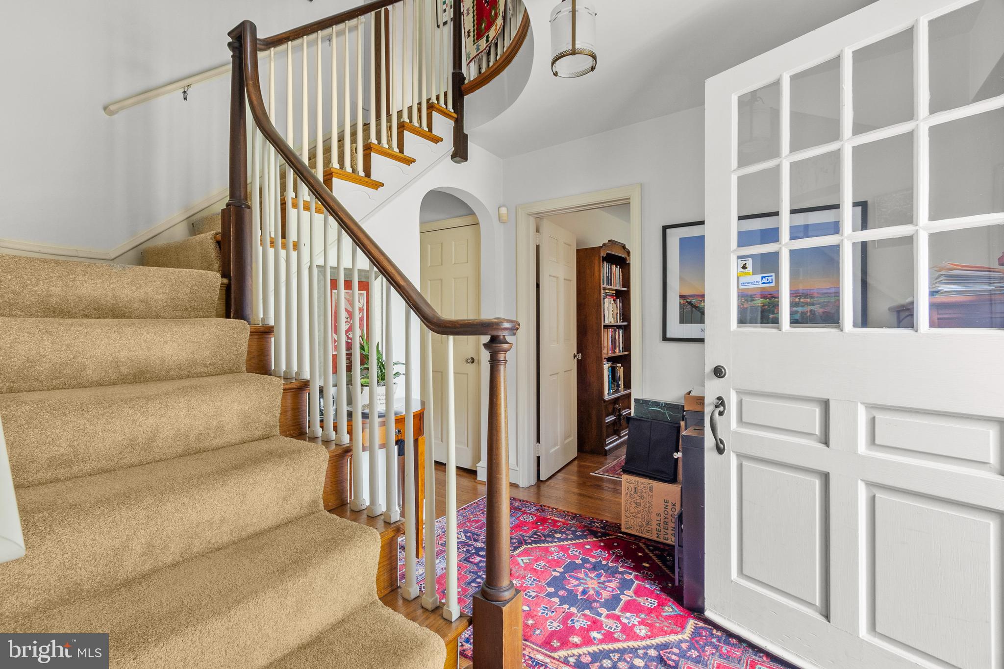 260 Orchard Road Newark, DE 19711 - Photo 3 of 43 Foyer