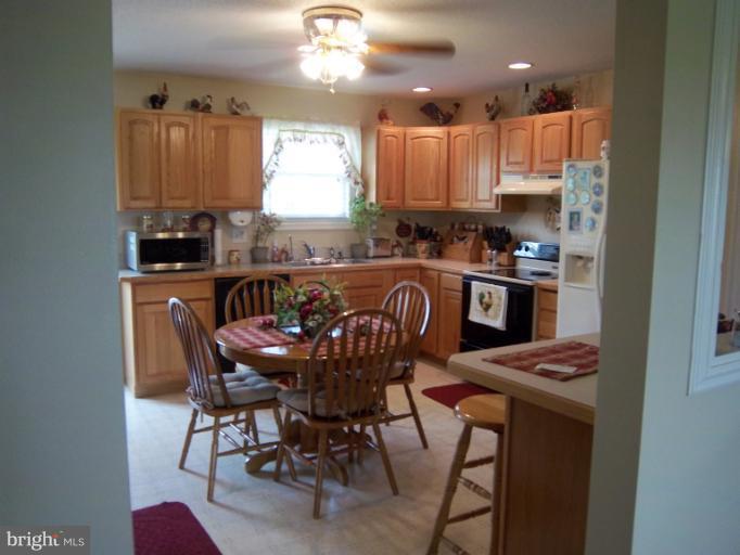 1275 Dominion Road Gerrardstown, WV 25420 - Photo 11 of 30 Kitchen