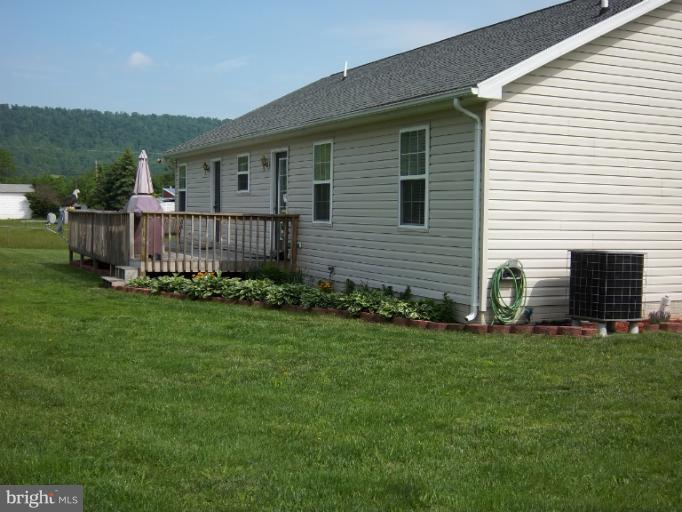 1275 Dominion Road Gerrardstown, WV 25420 - Photo 23 of 30 Exterior (Rear)