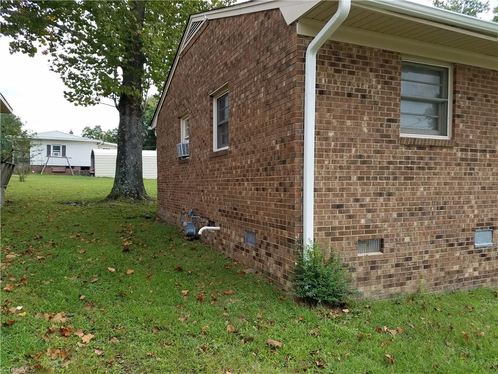 912 Baker Road High Point, NC 27263 - Photo 2 of 4 Gallery Image 2
