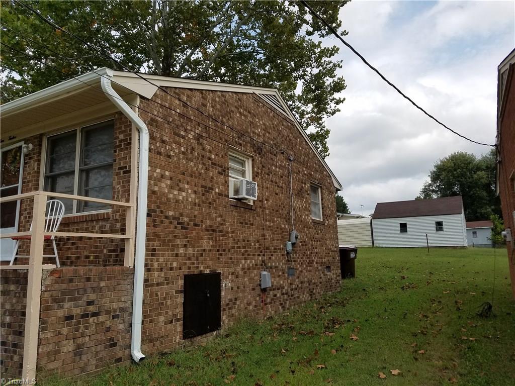 912 Baker Road High Point, NC 27263 - Photo 3 of 4 Gallery Image 3