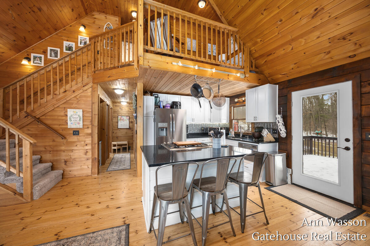 17160 8 Mile Road Stanwood, MI 49346 - Photo 13 of 51 17160-8-Mile_010