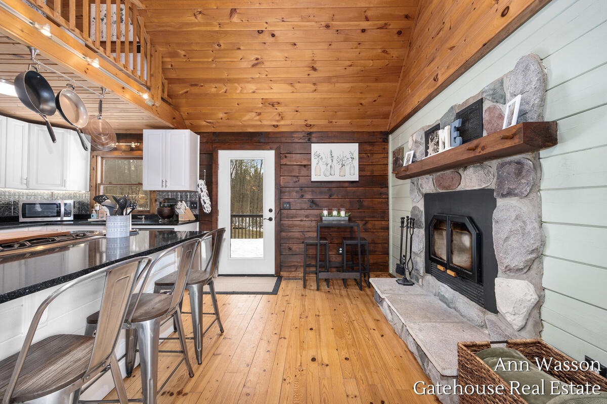 17160 8 Mile Road Stanwood, MI 49346 - Photo 14 of 51 17160-8-Mile_011