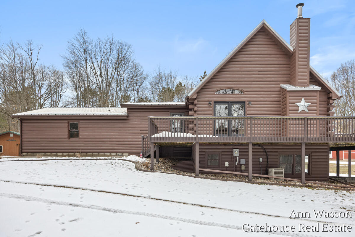 17160 8 Mile Road Stanwood, MI 49346 - Photo 4 of 51 17160-8-Mile_001
