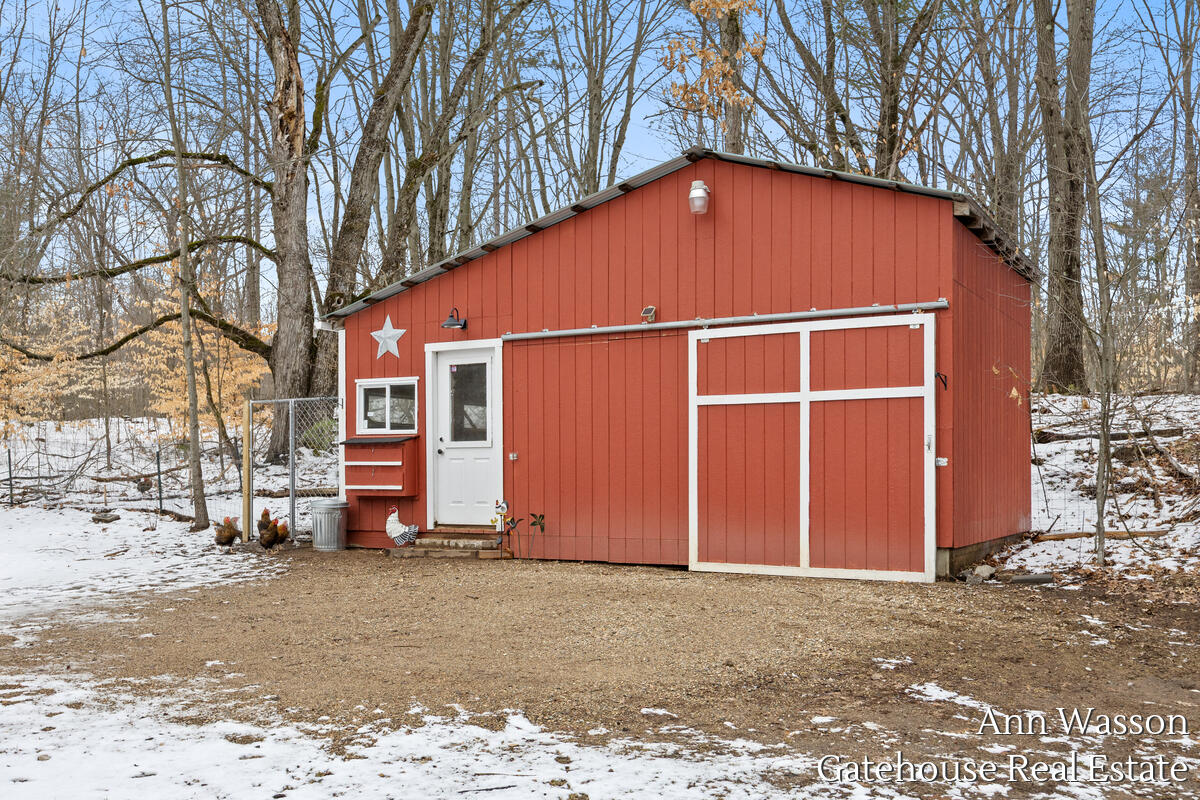 17160 8 Mile Road Stanwood, MI 49346 - Photo 41 of 51 17160-8-Mile_034