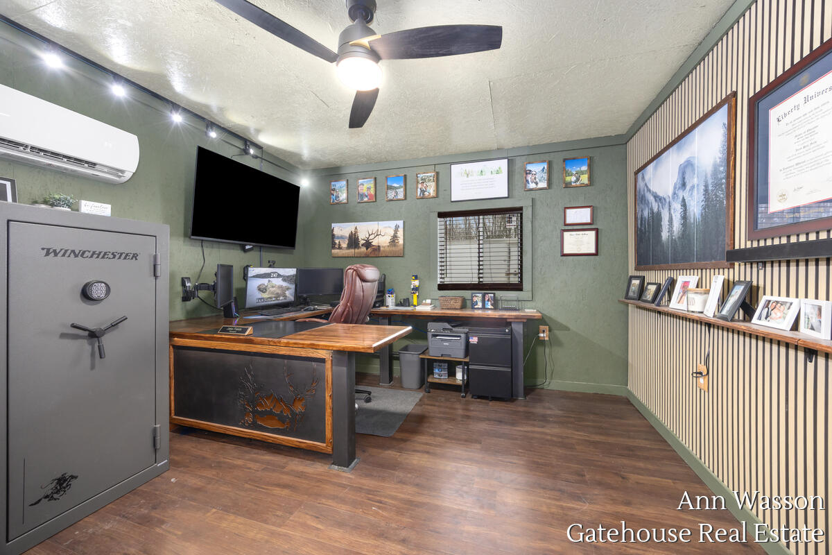 17160 8 Mile Road Stanwood, MI 49346 - Photo 45 of 51 17160-8-Mile_039