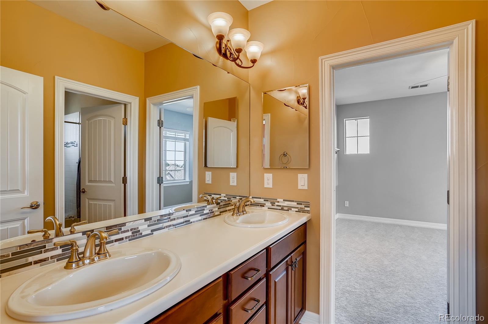 10769 Sundial Rim Road Highlands Ranch, CO 80126 - Photo 34 of 39