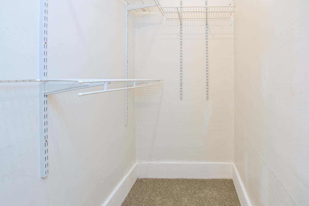 1129 South Chestnut Avenue Green Bay, WI 54304 - Photo 24 of 43