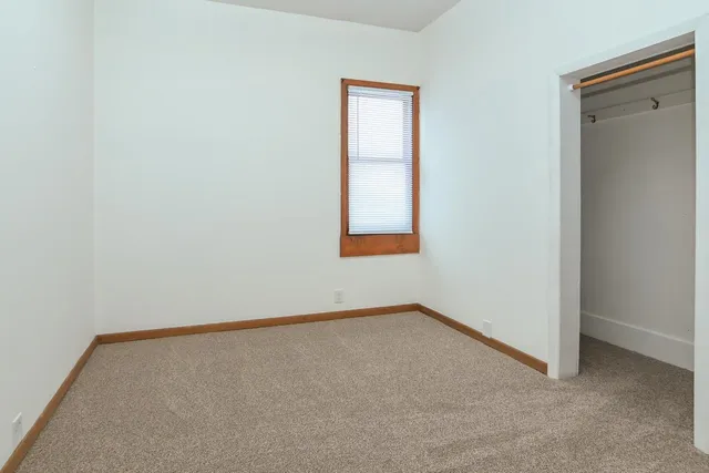 $205,900 | 1129 South Chestnut Avenue, Green Bay, WI 54304