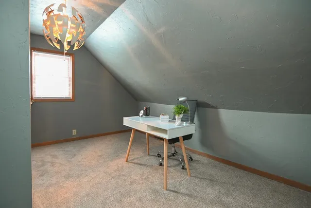 $205,900 | 1129 South Chestnut Avenue, Green Bay, WI 54304