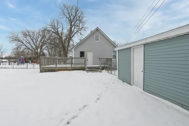 $205,900 | 1129 South Chestnut Avenue, Green Bay, WI 54304