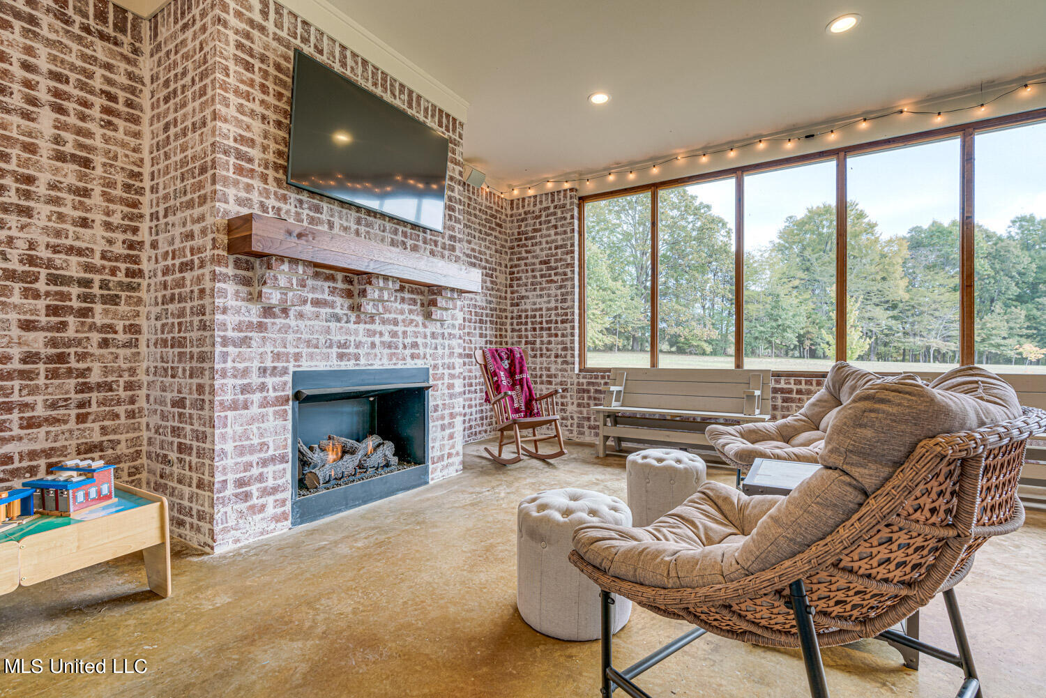 1120 Farley Road Byhalia, MS 38611 - Photo 25 of 30 215095_31-snapsold-screen-1120-farley
