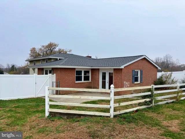$2,450 | 105 Cotta Lane, Martinsburg, WV 25404