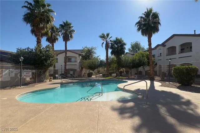 $1,200 | 5655 East Sahara Avenue, Unit 2040, Las Vegas, NV 89142