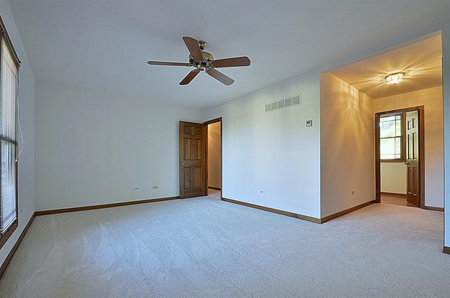 715 Roberts Lane Batavia, IL 60510 - Photo 14 of 24 a view of an empty room with a window