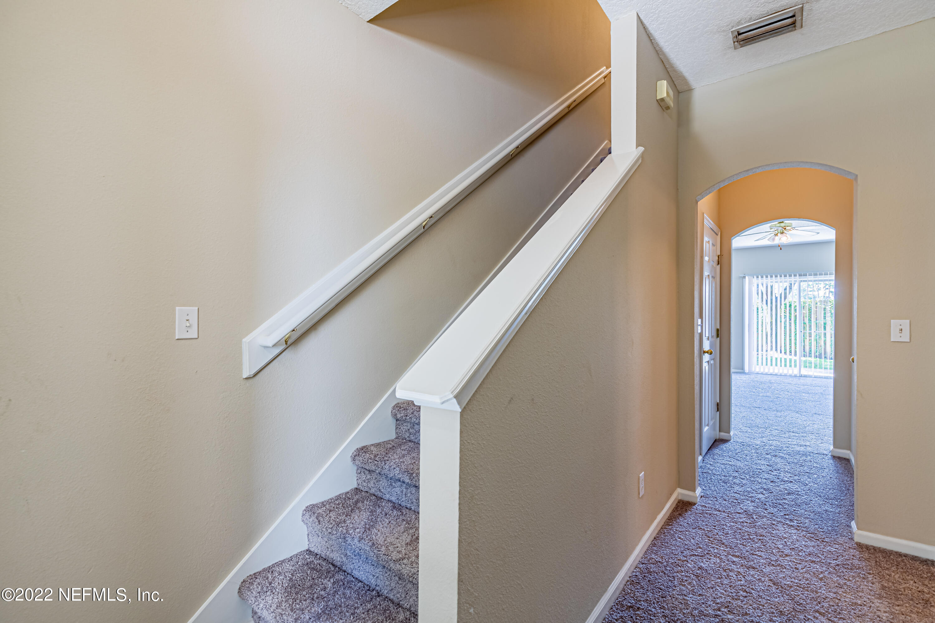 5260 Collins Road, Unit 607 Jacksonville, FL 32244 - Photo 6 of 41 a view of entryway