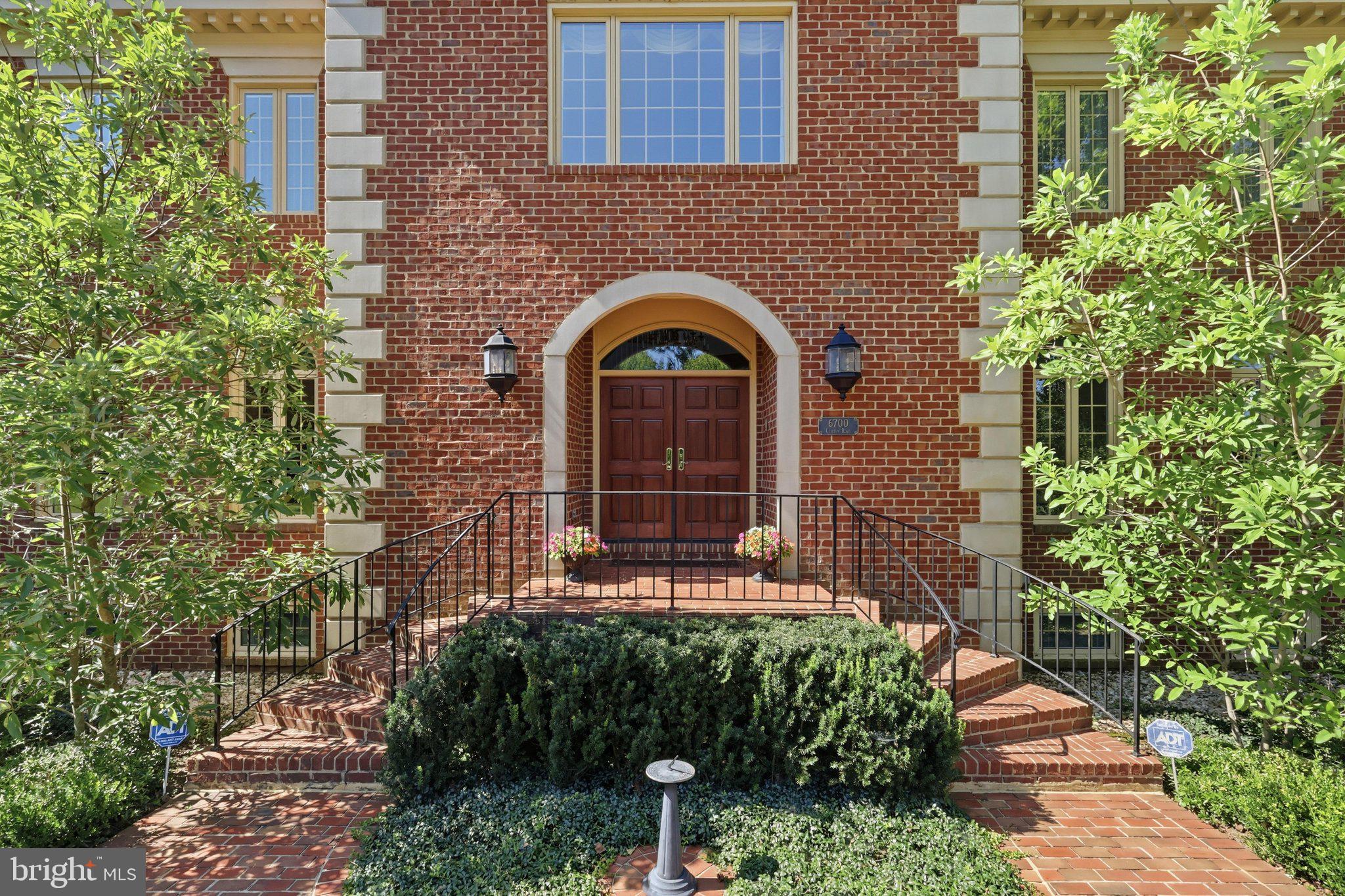 6700 Clifton Road Clifton, VA 20124 - Photo 8 of 125 Inviting Front Entry