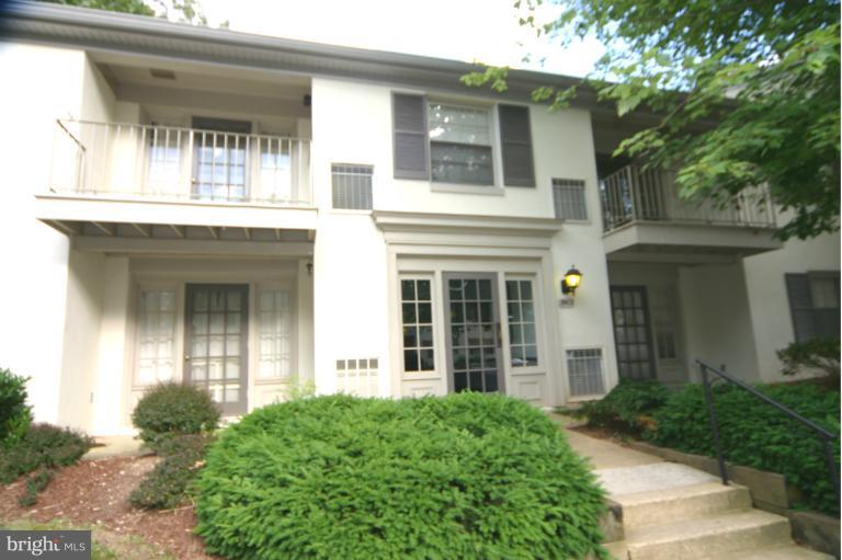 5903 Kingsford Road, Unit G Springfield, VA 22152 - Photo 23 of 23 Exterior (Front)