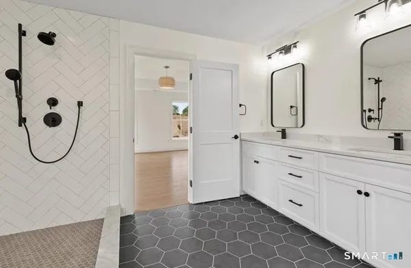 $889,900 | 1 Taylor Road, Colchester, CT 06415