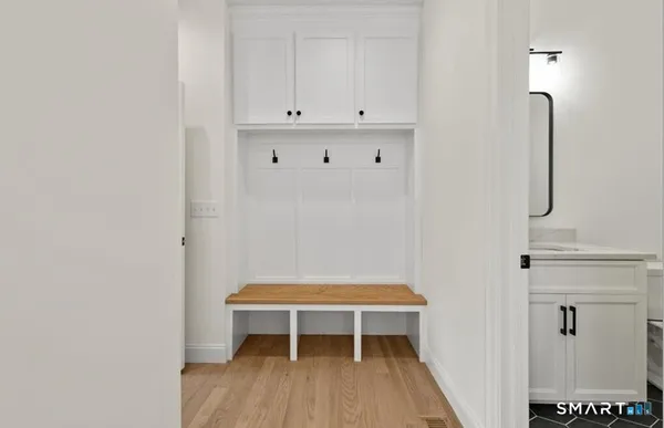 $889,900 | 1 Taylor Road, Colchester, CT 06415