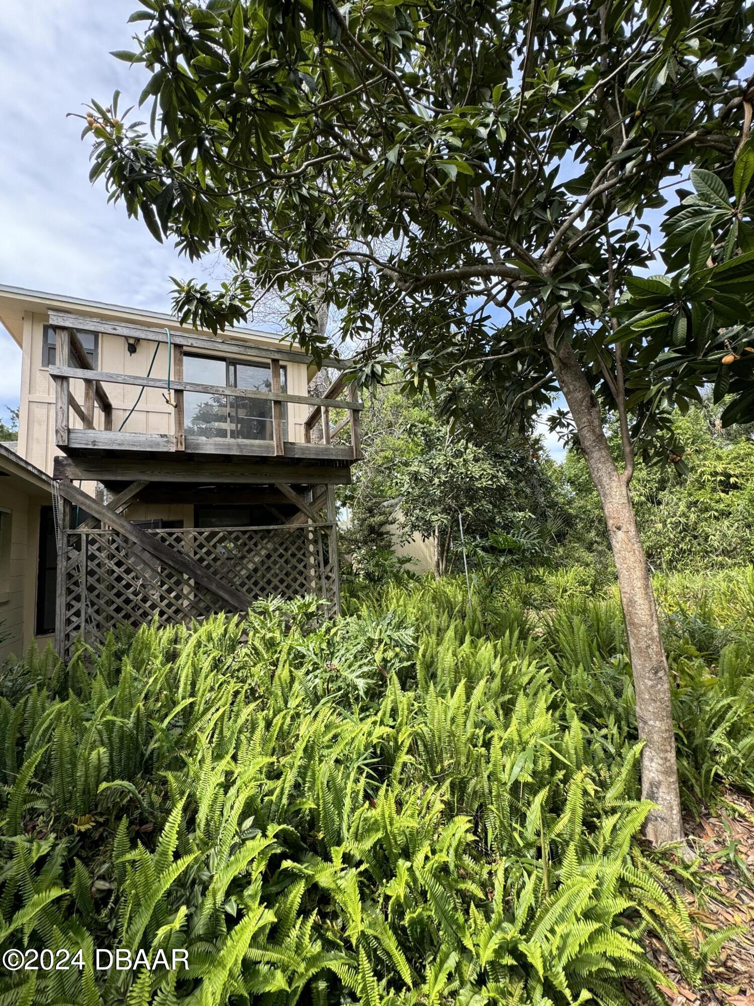 189 Grove Street Ormond Beach, FL 32174 - Photo 27 of 46 Upper deck