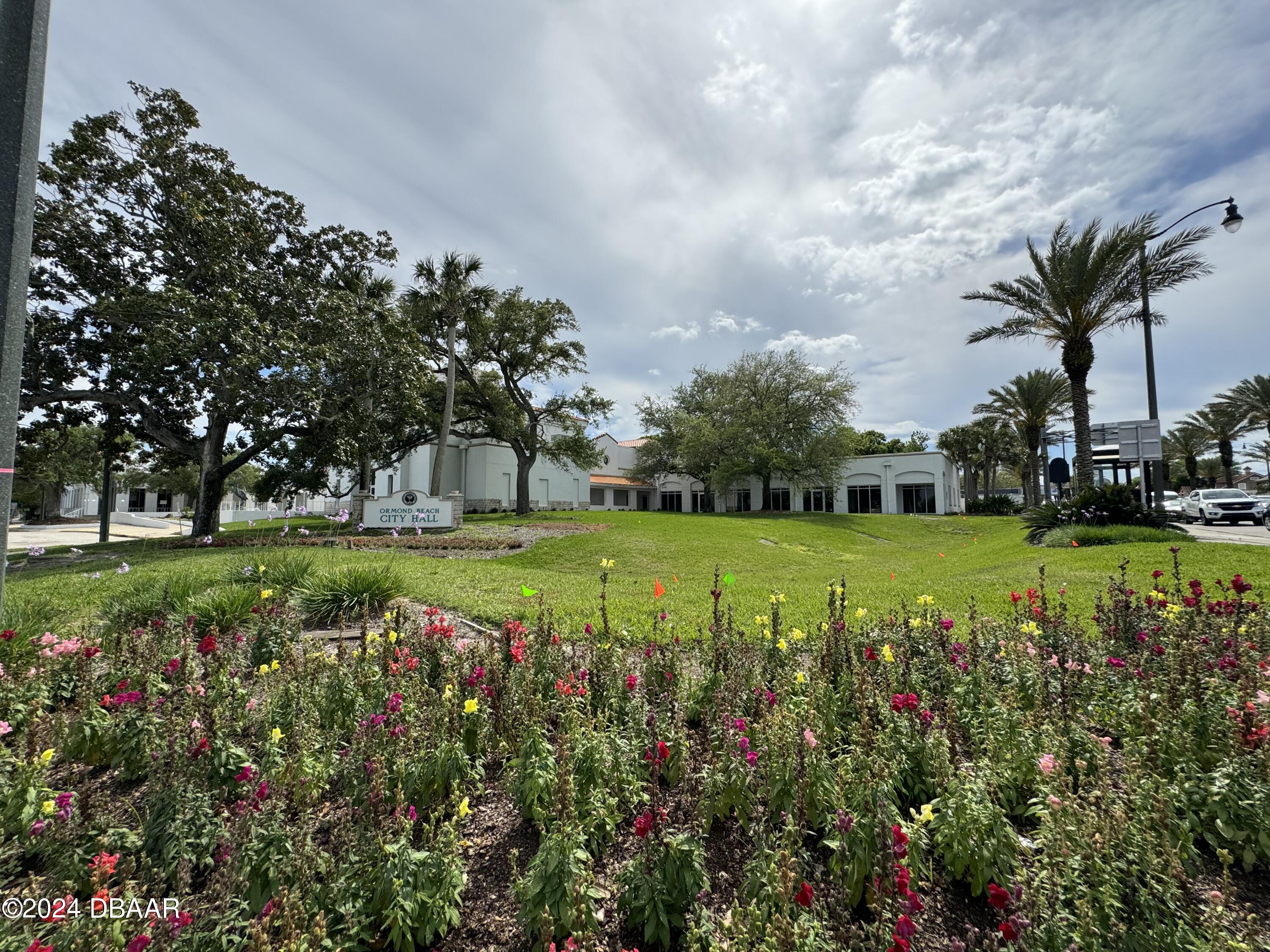 189 Grove Street Ormond Beach, FL 32174 - Photo 42 of 46 Ormond library at the corner