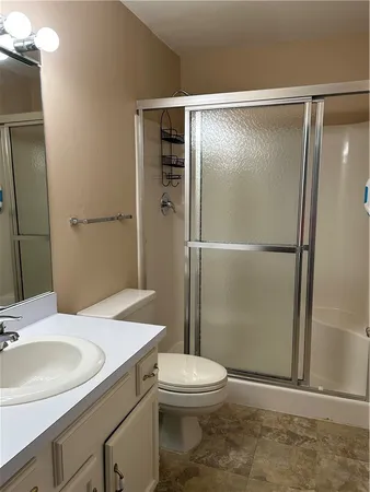 $1,600 | 11 Vista Gdns Trail, Unit 106, Vero Beach, FL 32962