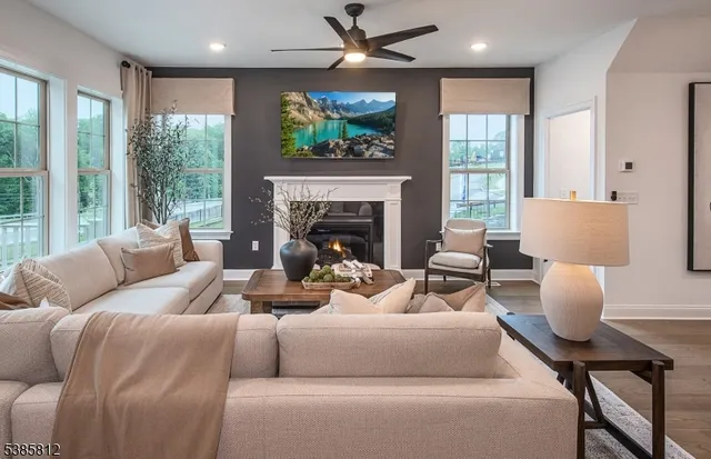 $765,240 | 27 Wadsworth Drive, Unit 6, Denville, NJ 07834