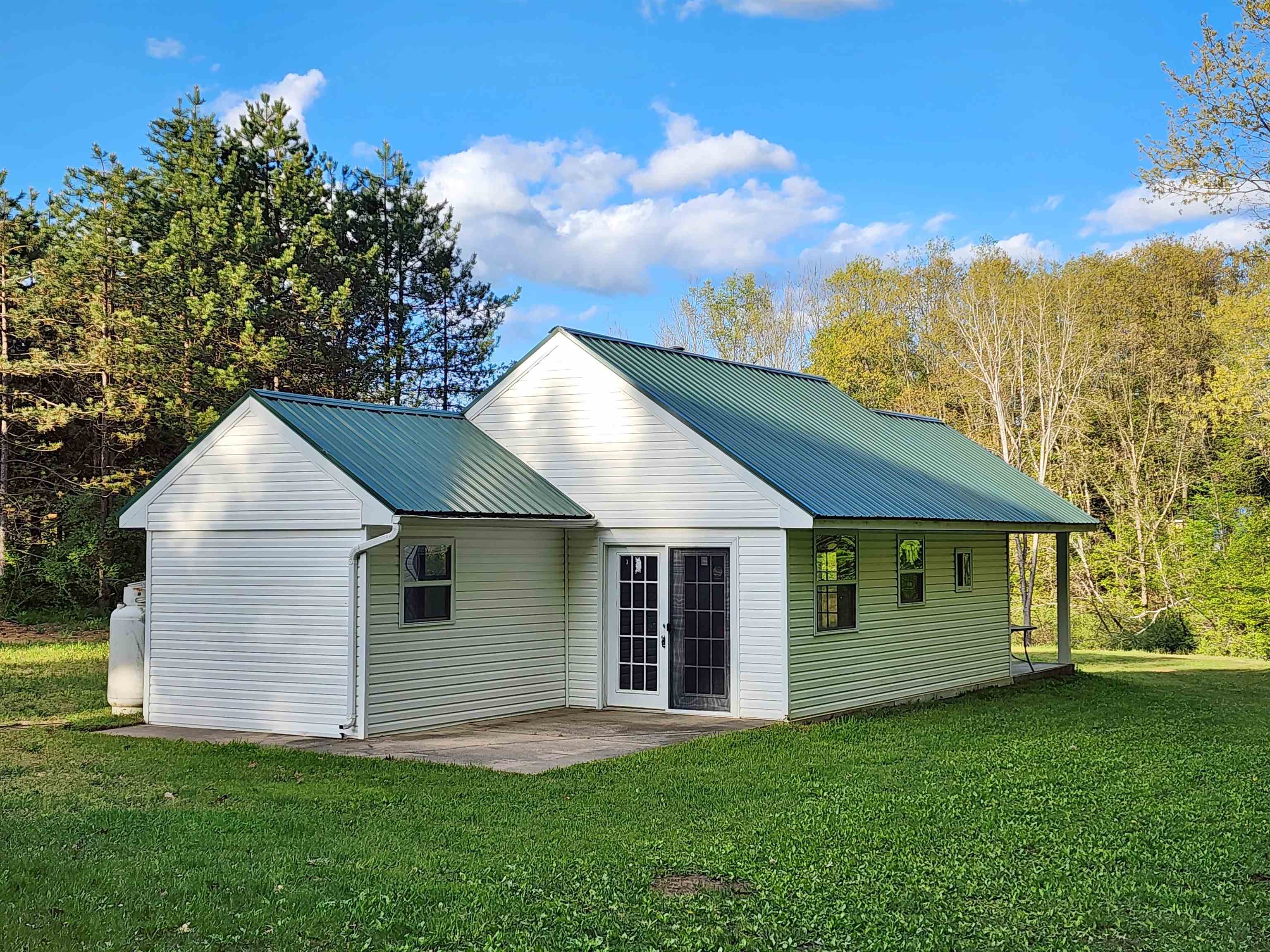 8378 Schmied Road Vestaburg, MI 48891 - Photo 2 of 53