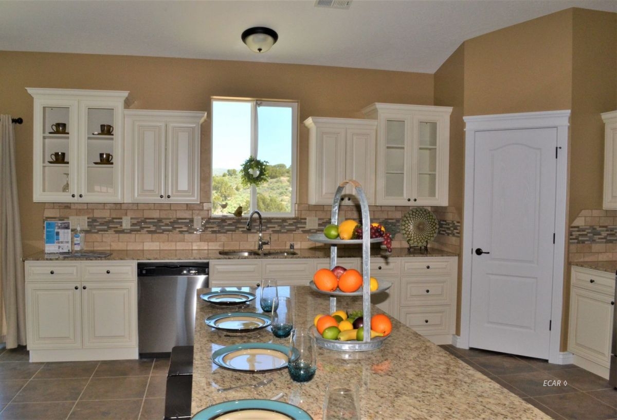 1651 Stitzel Road Elko, NV 89801 - Photo 8 of 27 Gallery Image 8