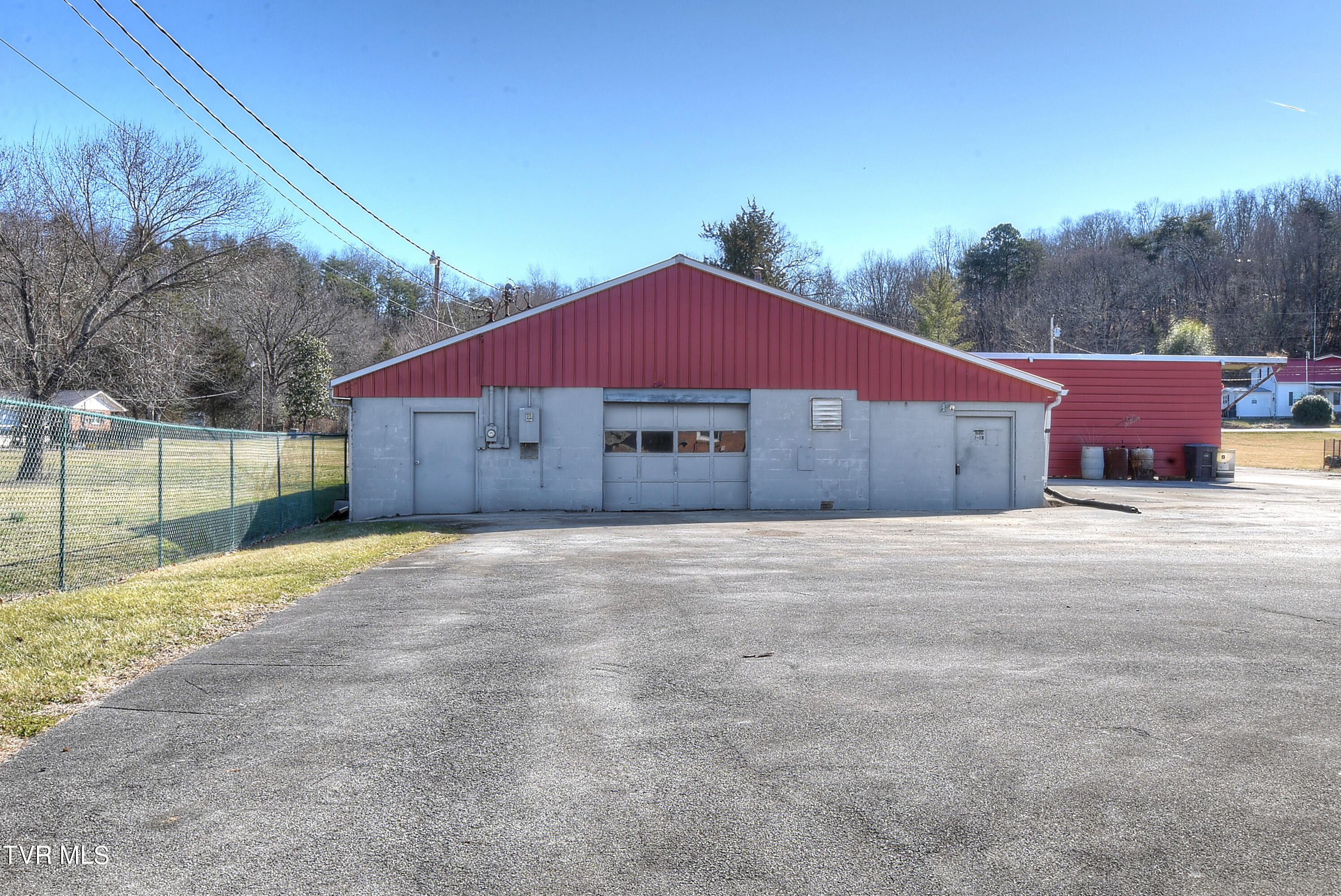 838 South Austin Springs Road Johnson City, TN 37601 - Photo 24 of 40 DSC_0391_2_3_4_5_6