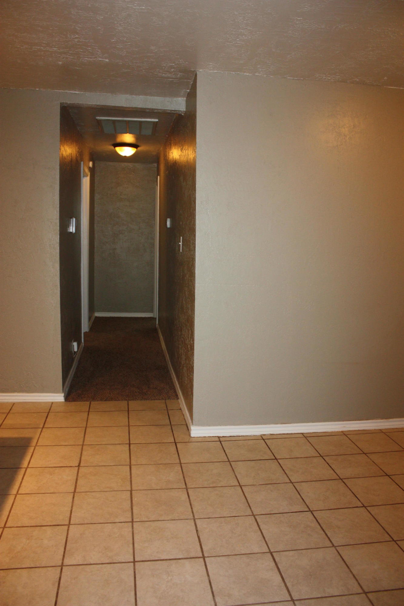 3905 South Tyler Street Amarillo, TX 79110 - Photo 18 of 35 a view of an empty room and window