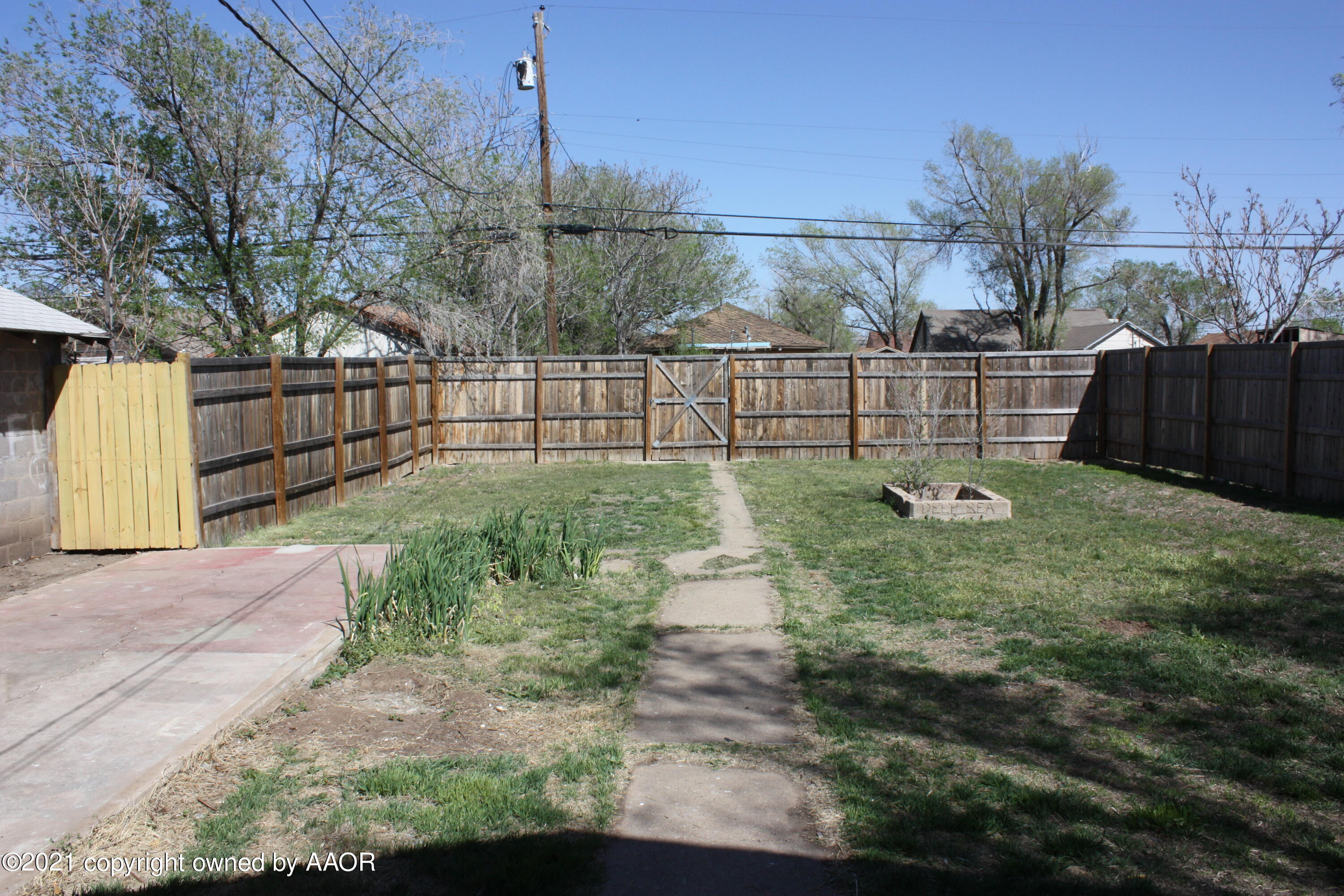 3905 South Tyler Street Amarillo, TX 79110 - Photo 7 of 35 a garden view