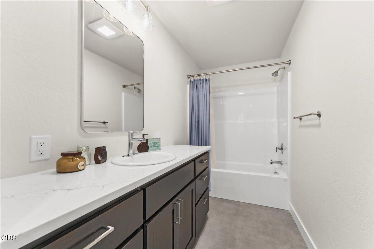 4190 Falcon Ridge Terrace Medford, OR 97504 - Photo 33 of 38 Gallery Image 33