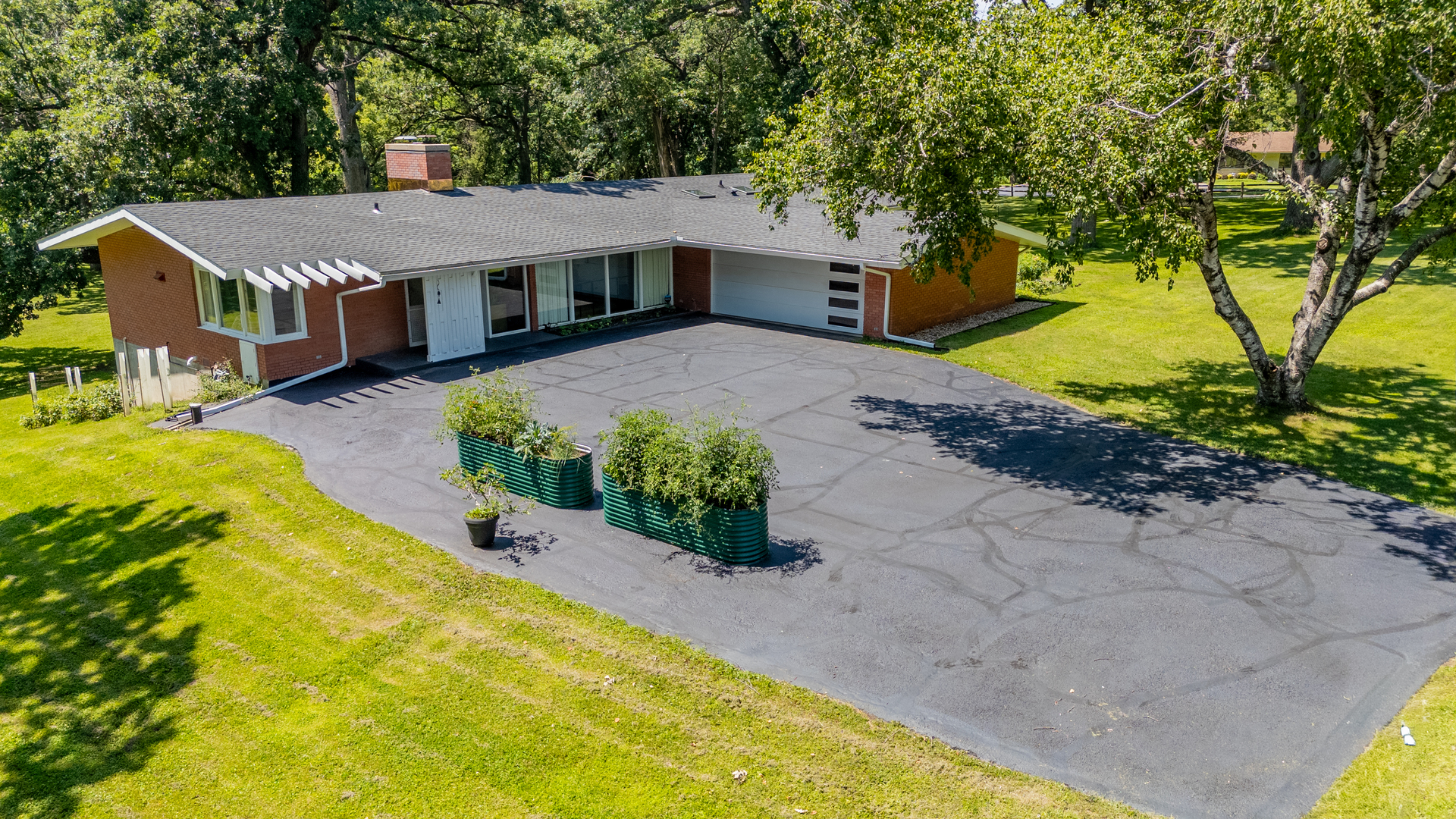 17519 Hickory Hills Road Sterling, IL 61081 - Photo 1 of 46