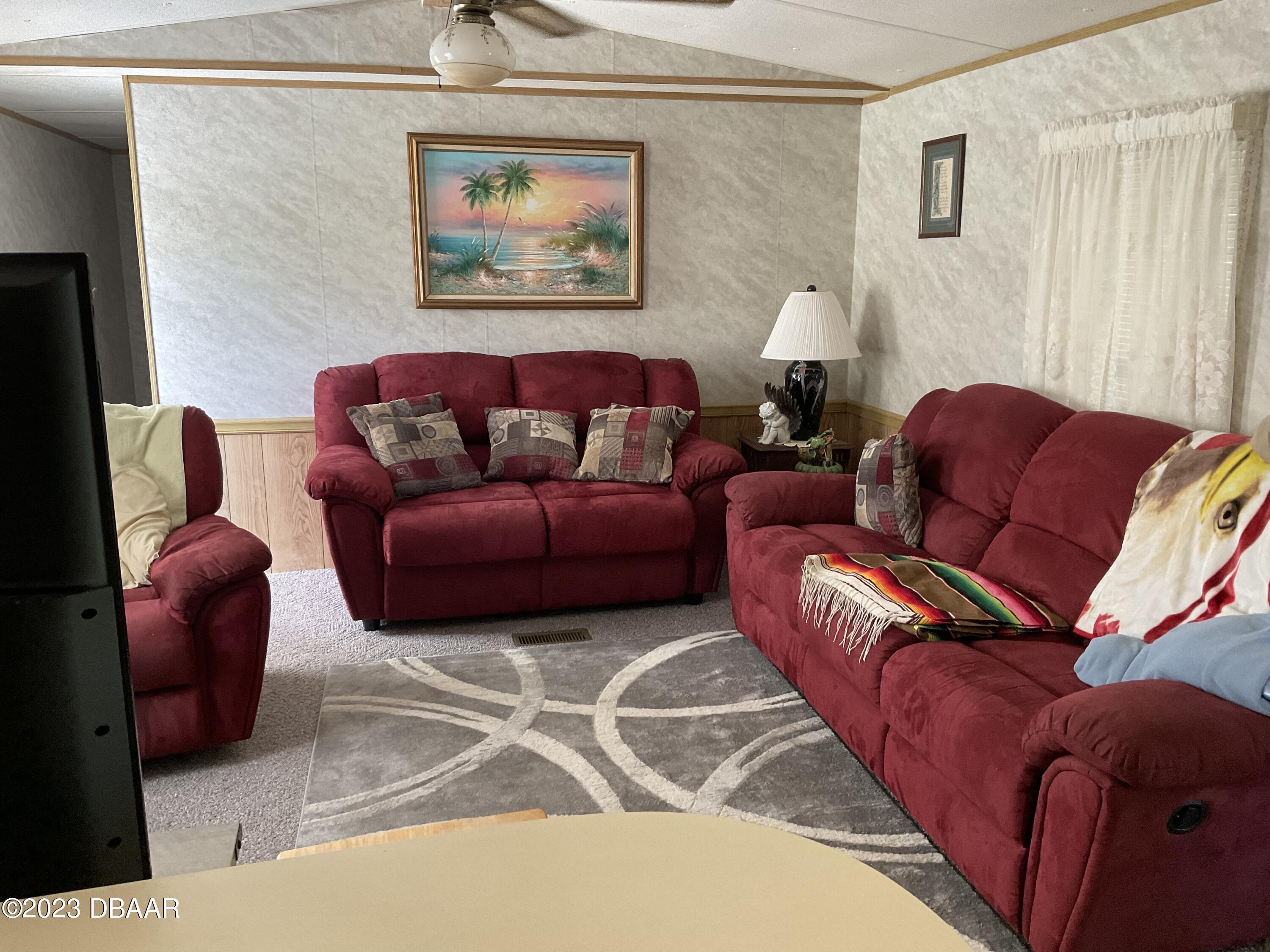 23944 Coon Road Astor, FL 32102 - Photo 14 of 20 1FFEBD0E-9724-4C94-94C5-CD1ED83111D9
