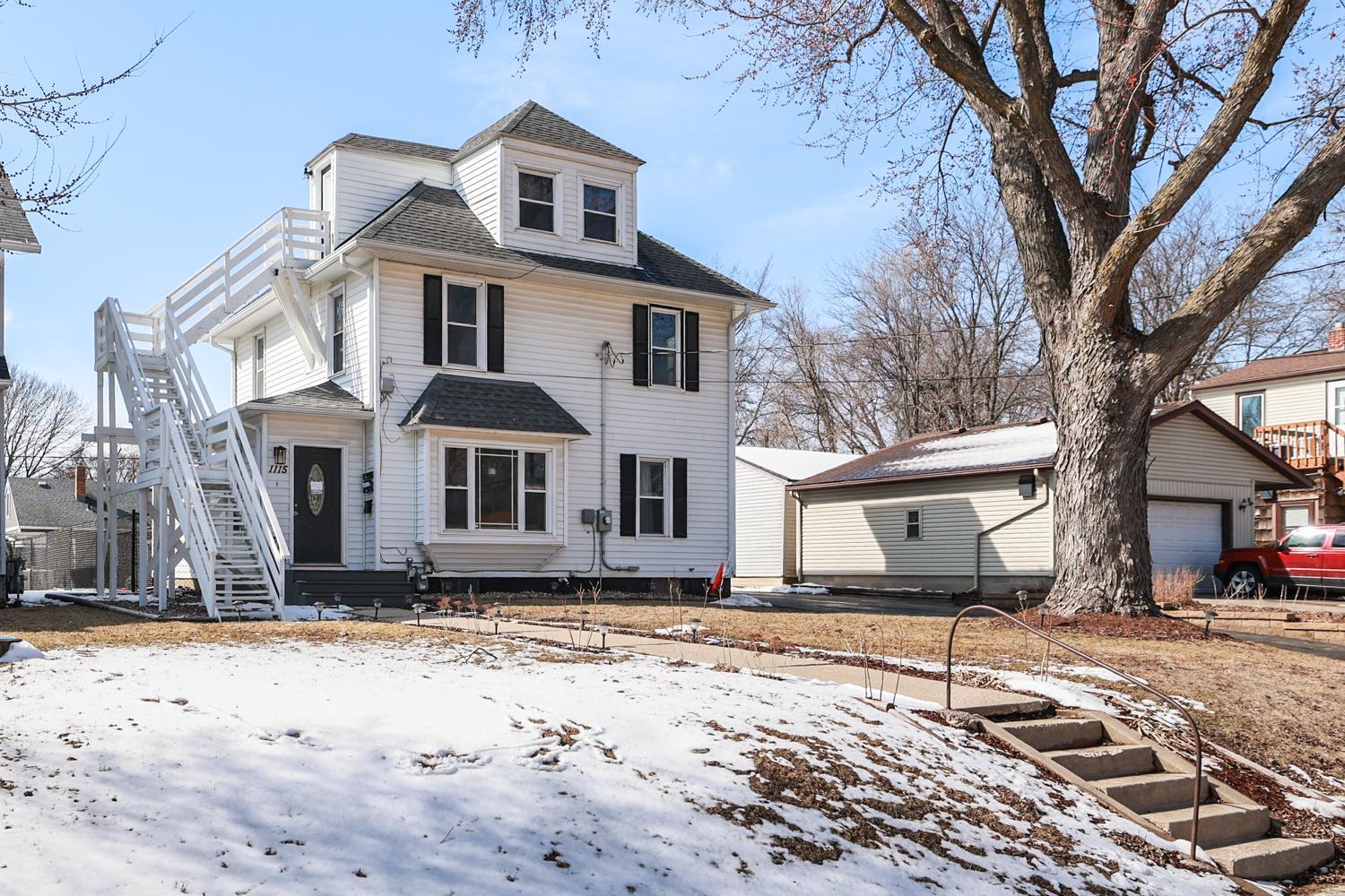 1115 5th Avenue Northwest Rochester, MN 55901 - Photo 4 of 47 Gallery Image 4