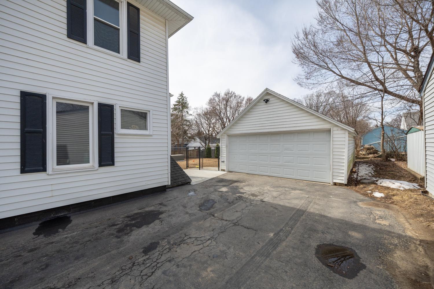 1115 5th Avenue Northwest Rochester, MN 55901 - Photo 8 of 47 Gallery Image 8