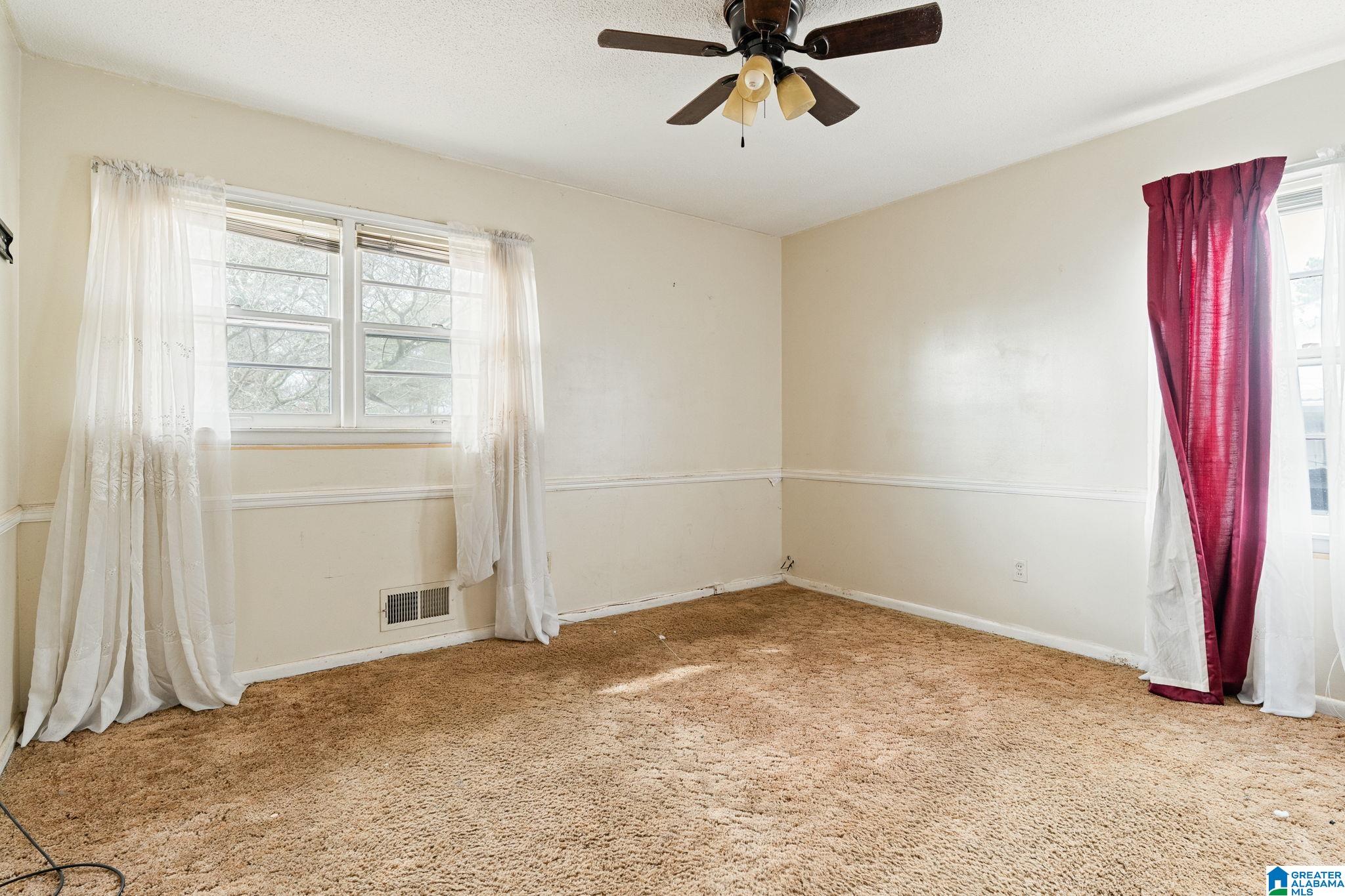 916 Hagwood Road Birmingham, AL 35235 - Photo 12 of 16