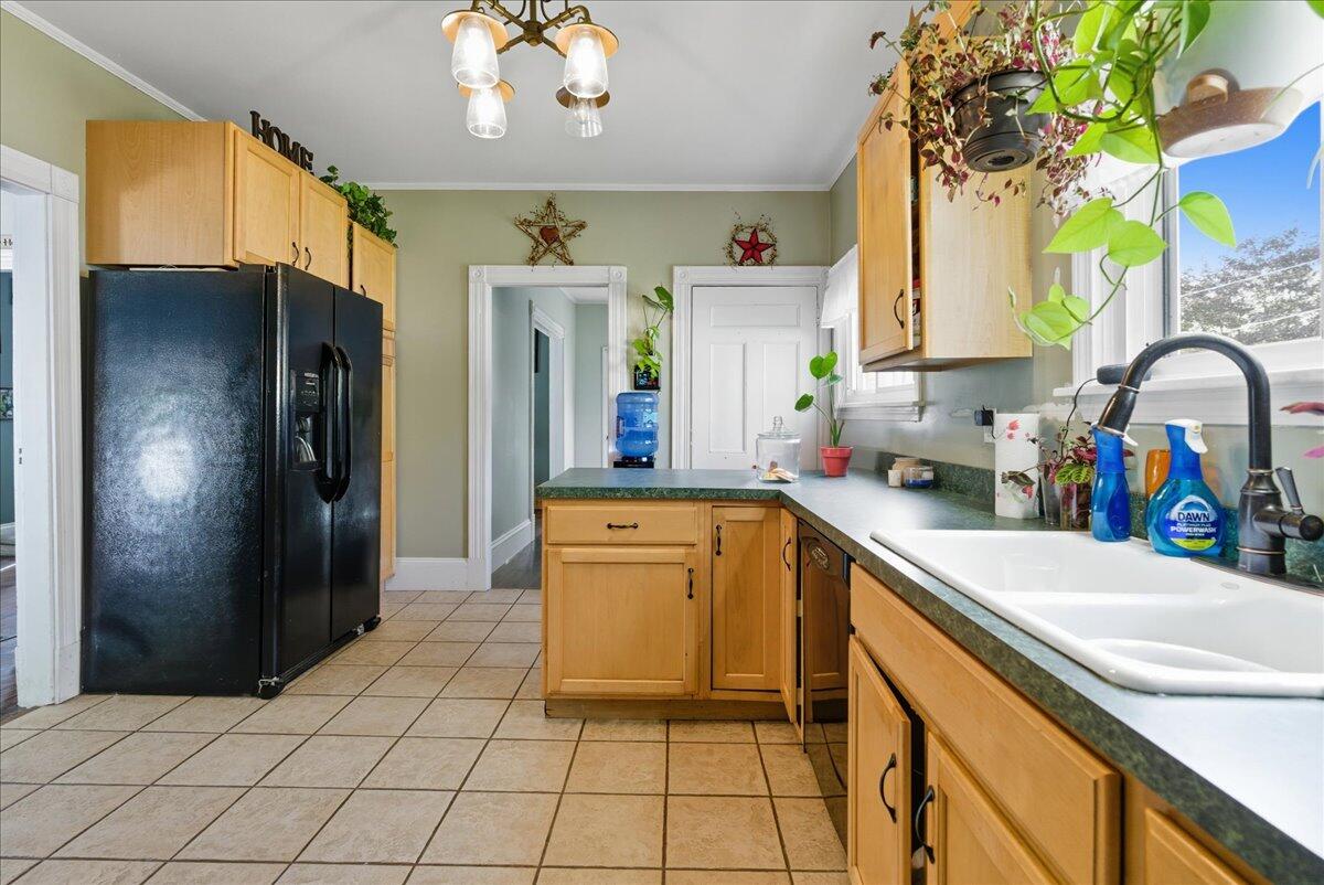 4 Beacon Street Livermore Falls, ME 04254 - Photo 11 of 54 30-4 Beacon st_livermore_ME--23