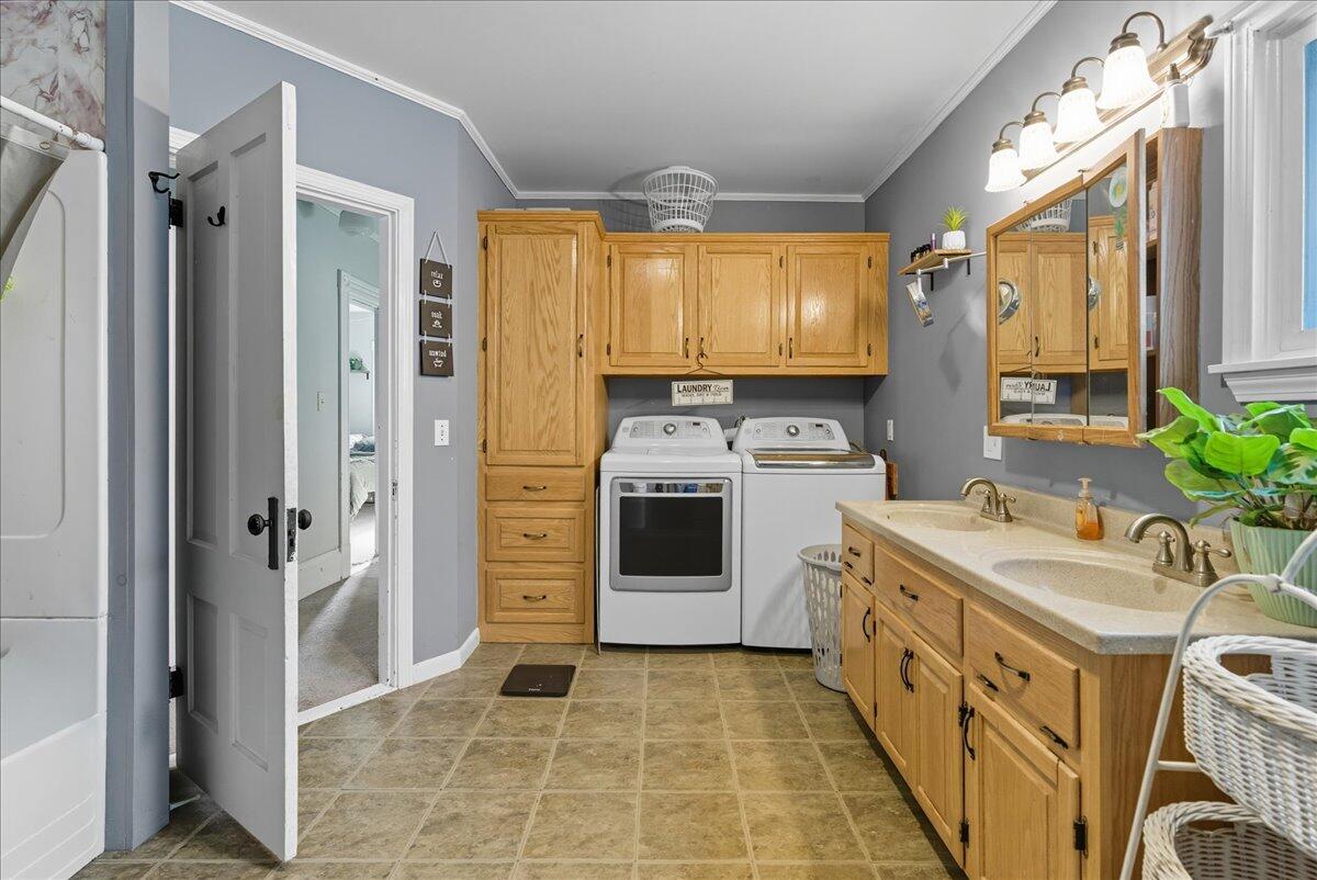 4 Beacon Street Livermore Falls, ME 04254 - Photo 28 of 54 47-4 Beacon st_livermore_ME--48