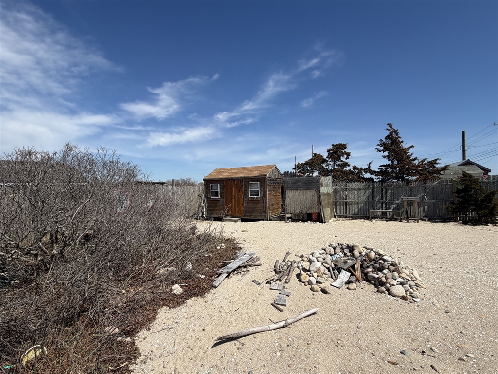 49 East Beach Road Westport, MA 02790 - Photo 3 of 7