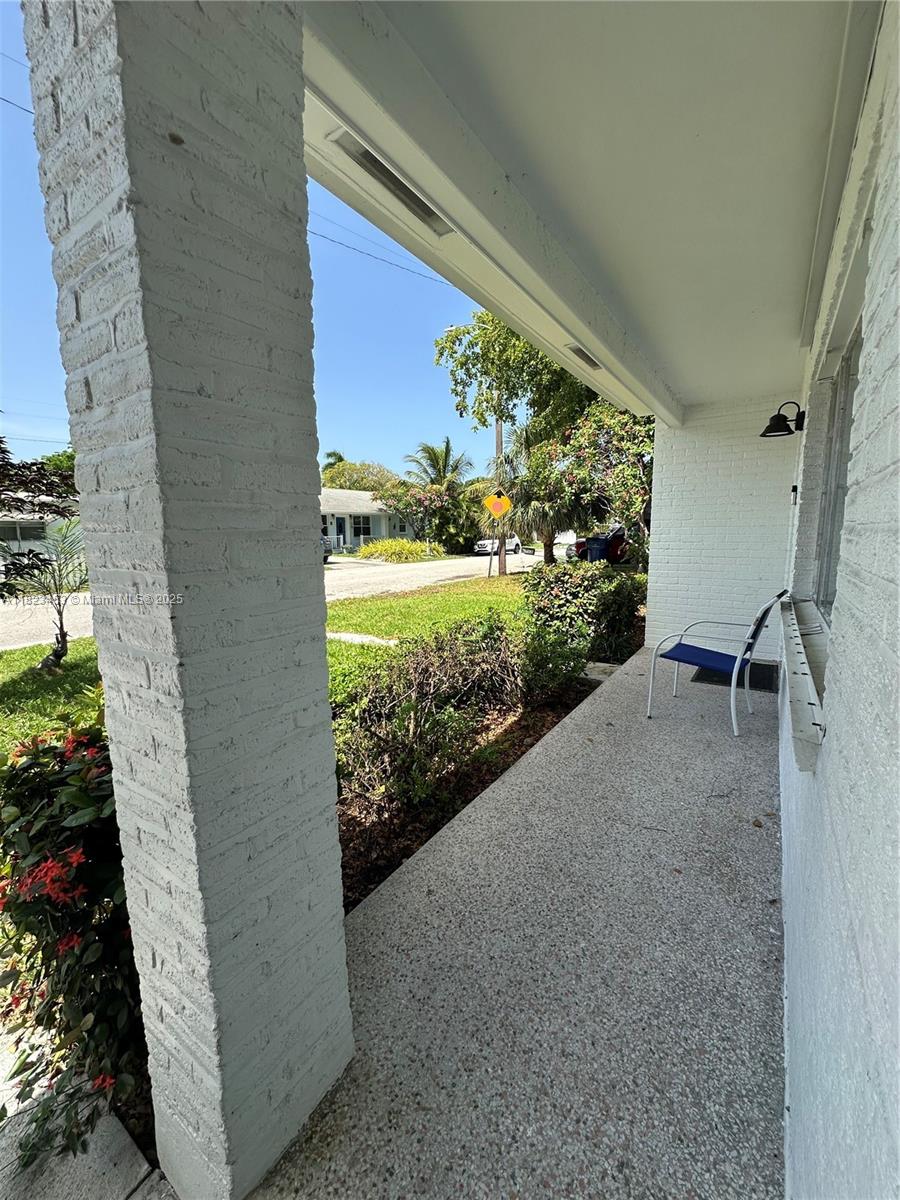 201 East 28th Street Riviera Beach, FL 33404 - Photo 26 of 27 a view of a porch