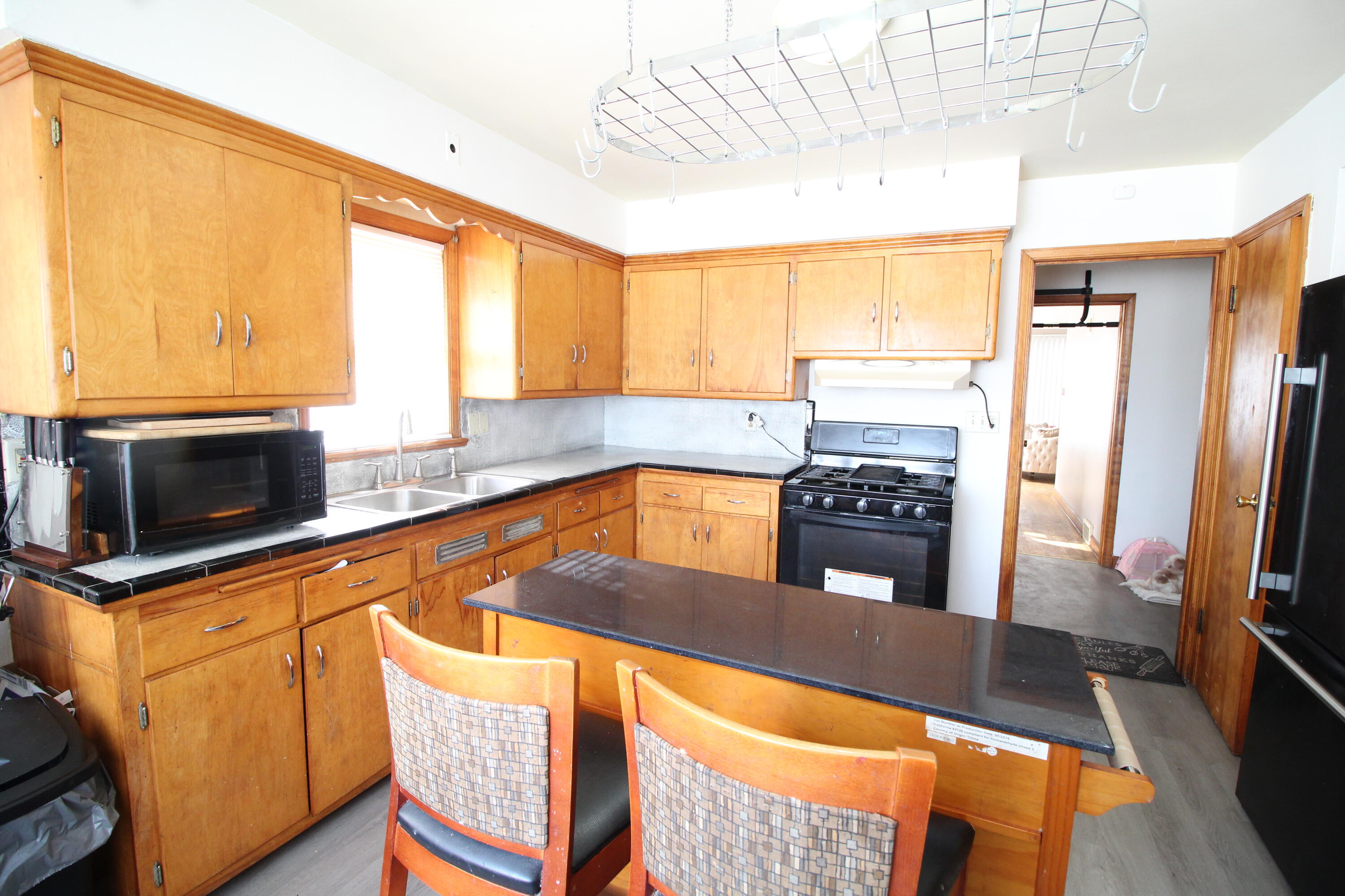 4034 North 63rd Street Milwaukee, WI 53216 - Photo 13 of 27 Kitchen