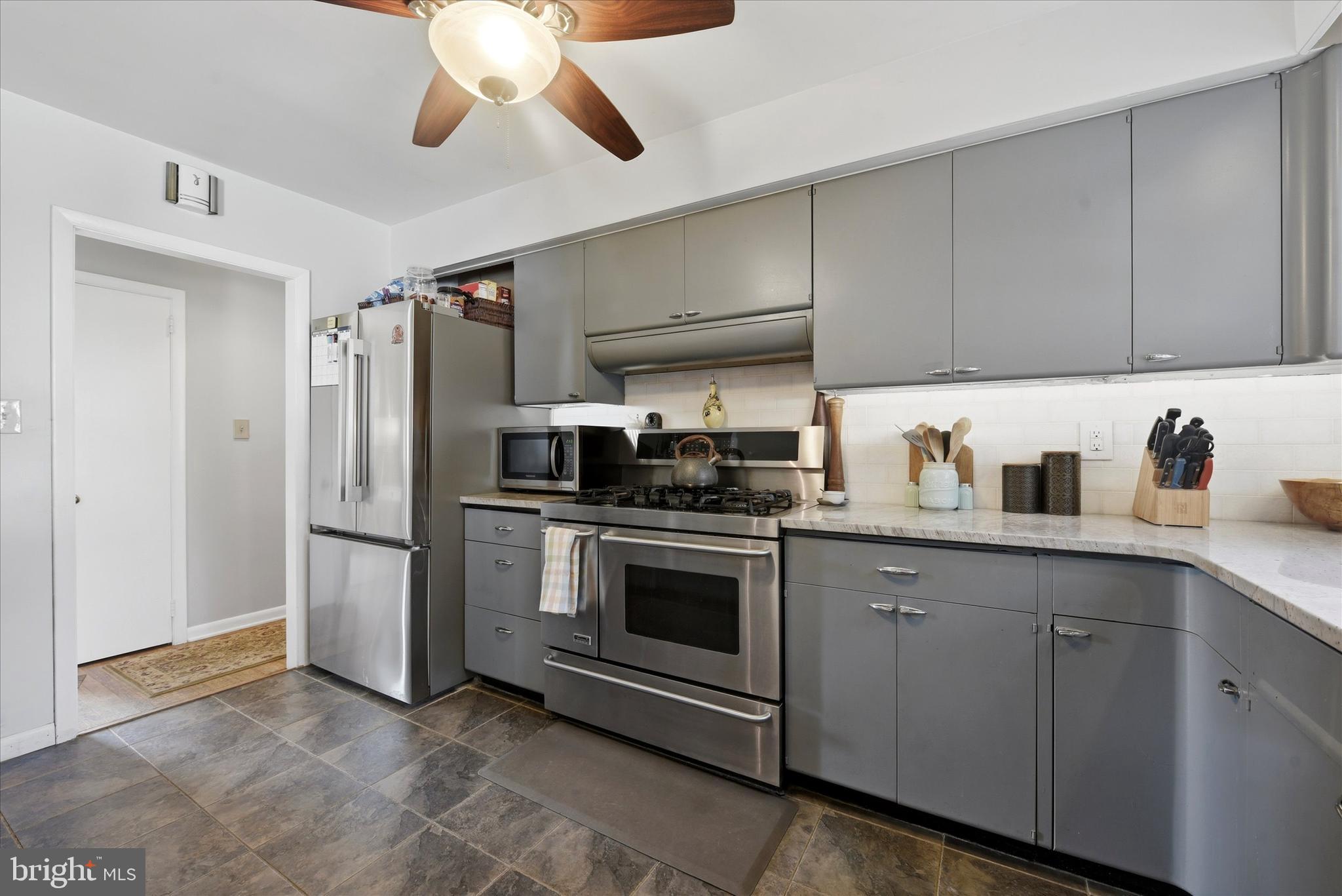 209 New Street Exton, PA 19341 - Photo 13 of 28 Kitchen