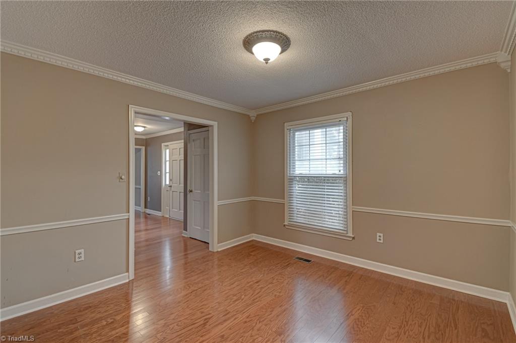 1290 Jonestown Road Winston-Salem, NC 27103 - Photo 11 of 44