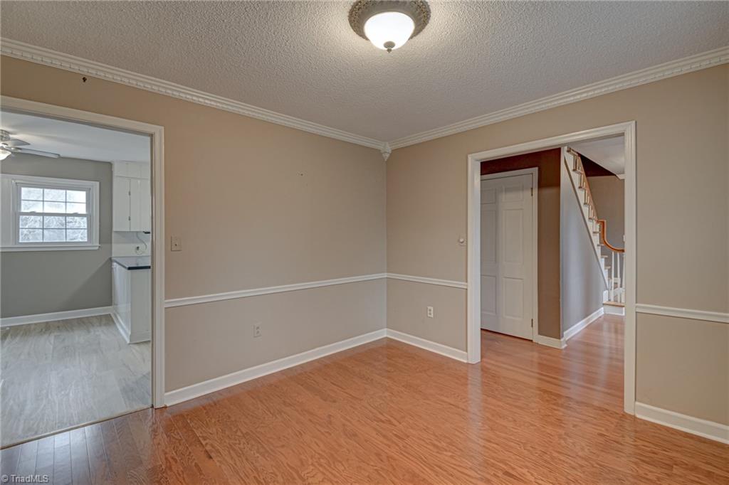 1290 Jonestown Road Winston-Salem, NC 27103 - Photo 11 of 45